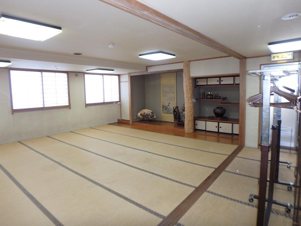 Hotel Azuma No Yu Nagano Esterno foto